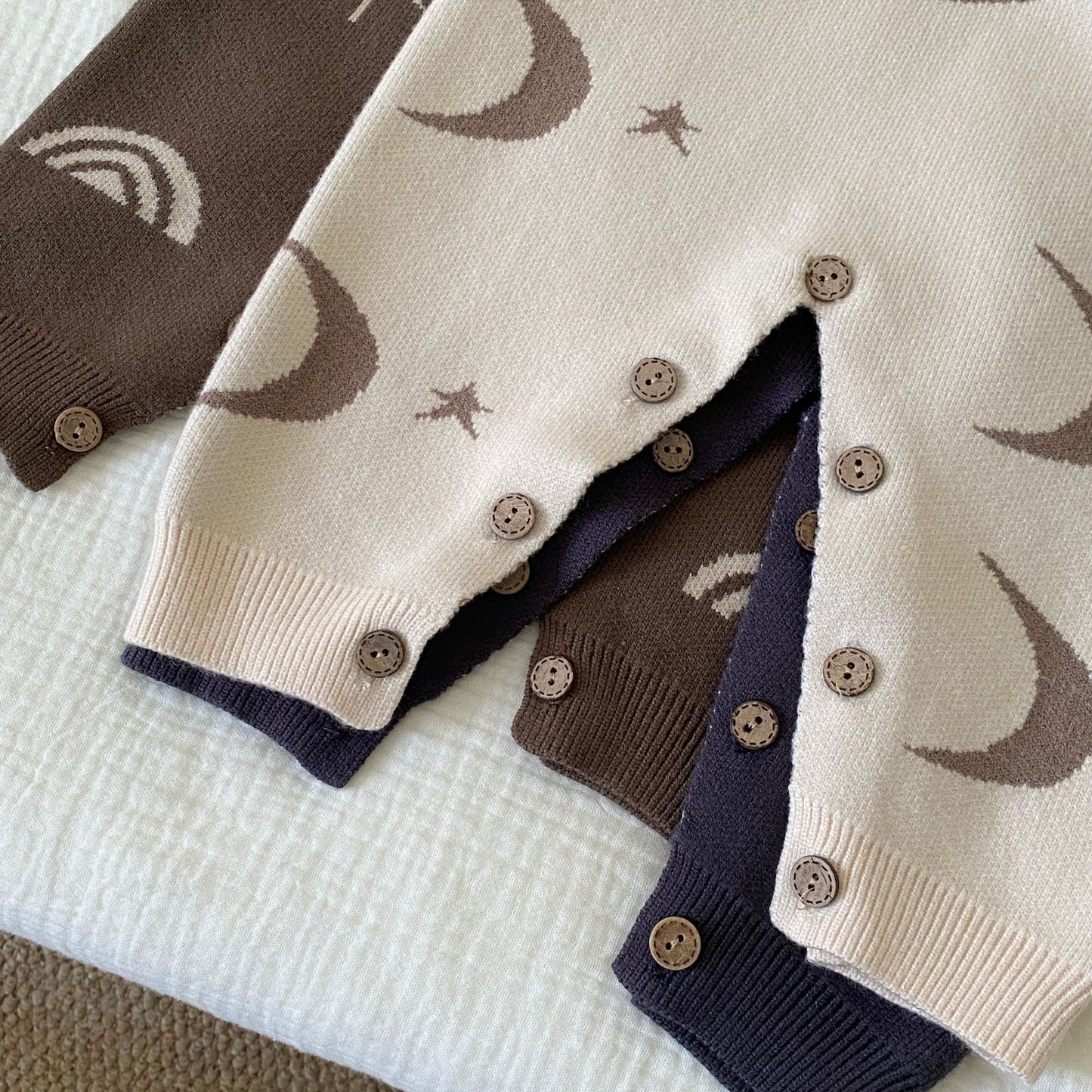 Autumn and Winter Arrival Baby Unisex Long Sleeves Geometric Pattern Knitted Rompers