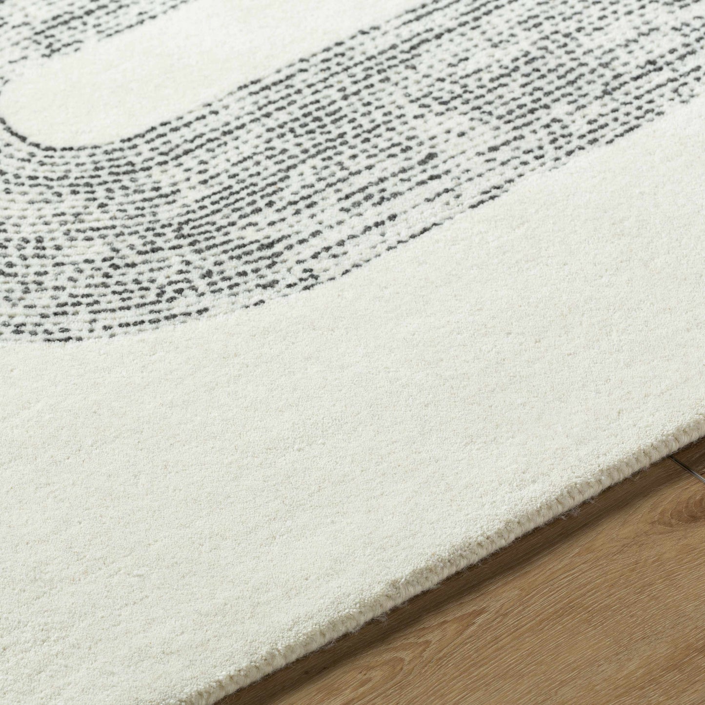 Saura Wool Area Rug