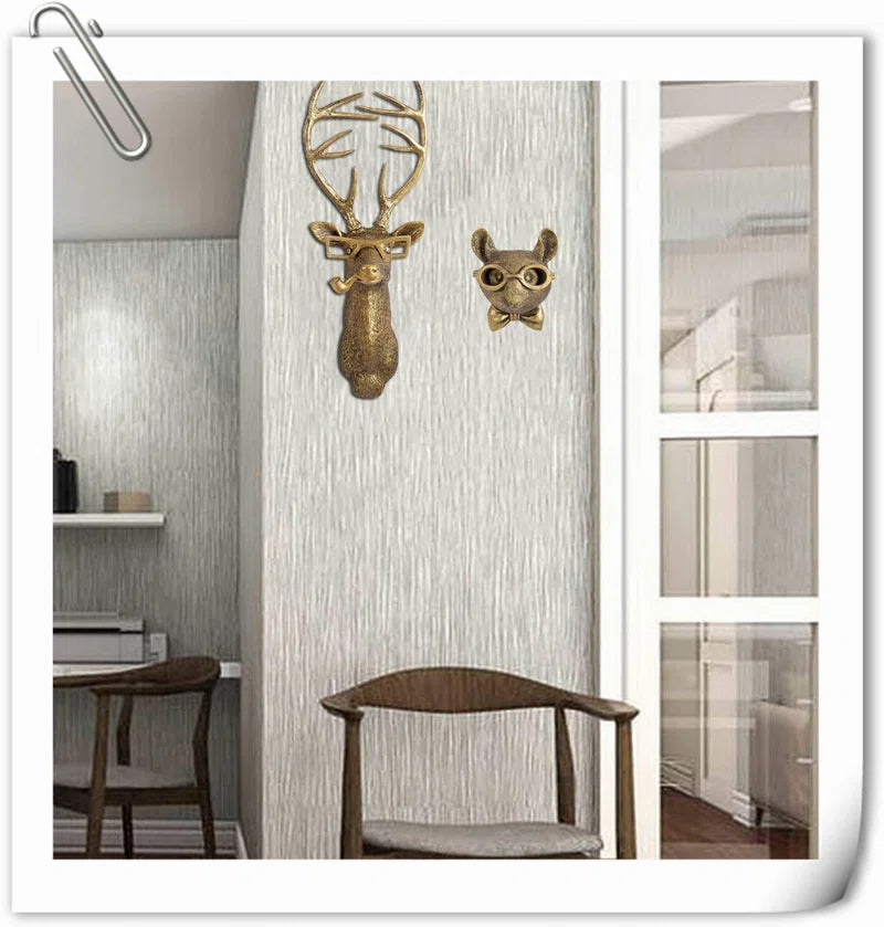Wall Decor on Resin