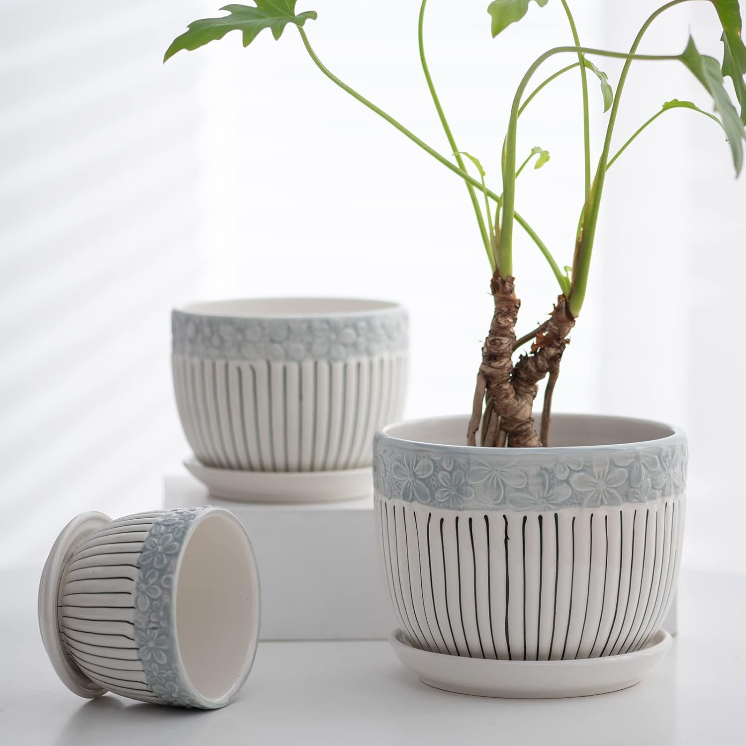 Grey Flower Pots, Texture Planter for Indoor Plants Set of 3 Ceramic Flower Pots with Saucer, Cute Garden Pots Succulent Pots, 6.75/5.6/4.2 Inch, Indoor Outdoor Home Garden Decor