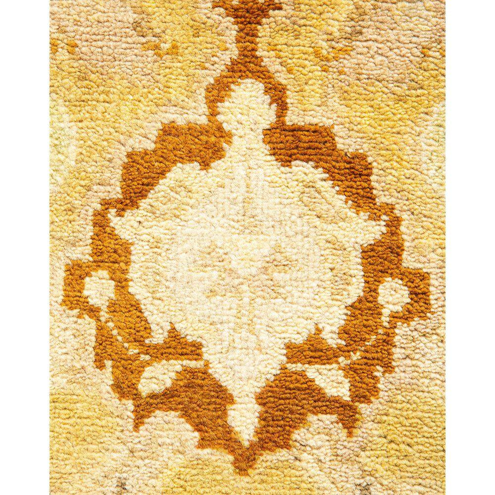 Eclectic Green 2 Ft. X 13 Ft. Floral Wool Indoor Runner Rug