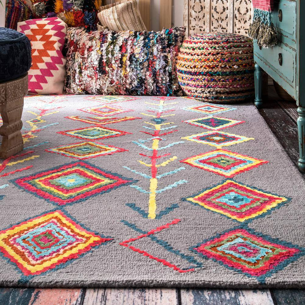 Belini Moroccan Southwestern Symbols Gray 4 Ft. X 6 Ft. Area Rug