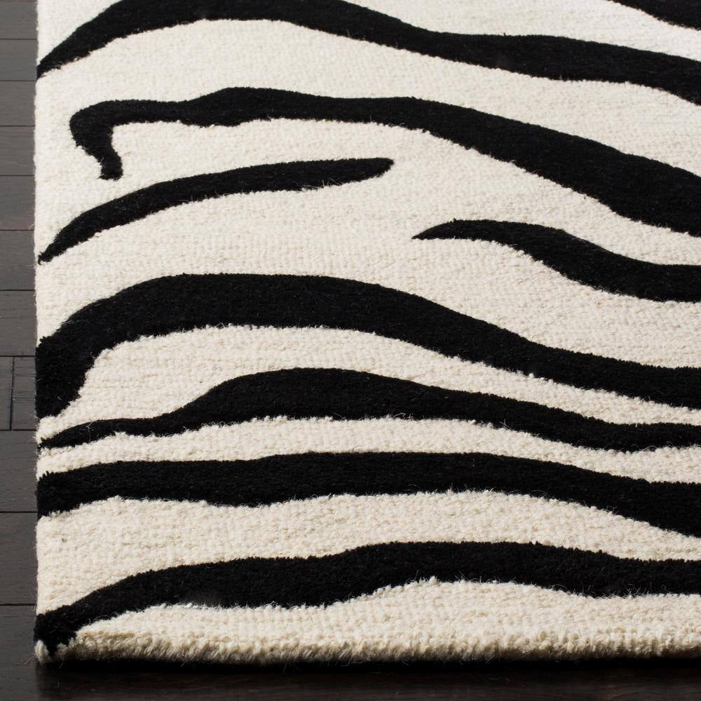 Cambridge Ivory/Black Doormat 3 Ft. X 5 Ft. Animal Print Area Rug