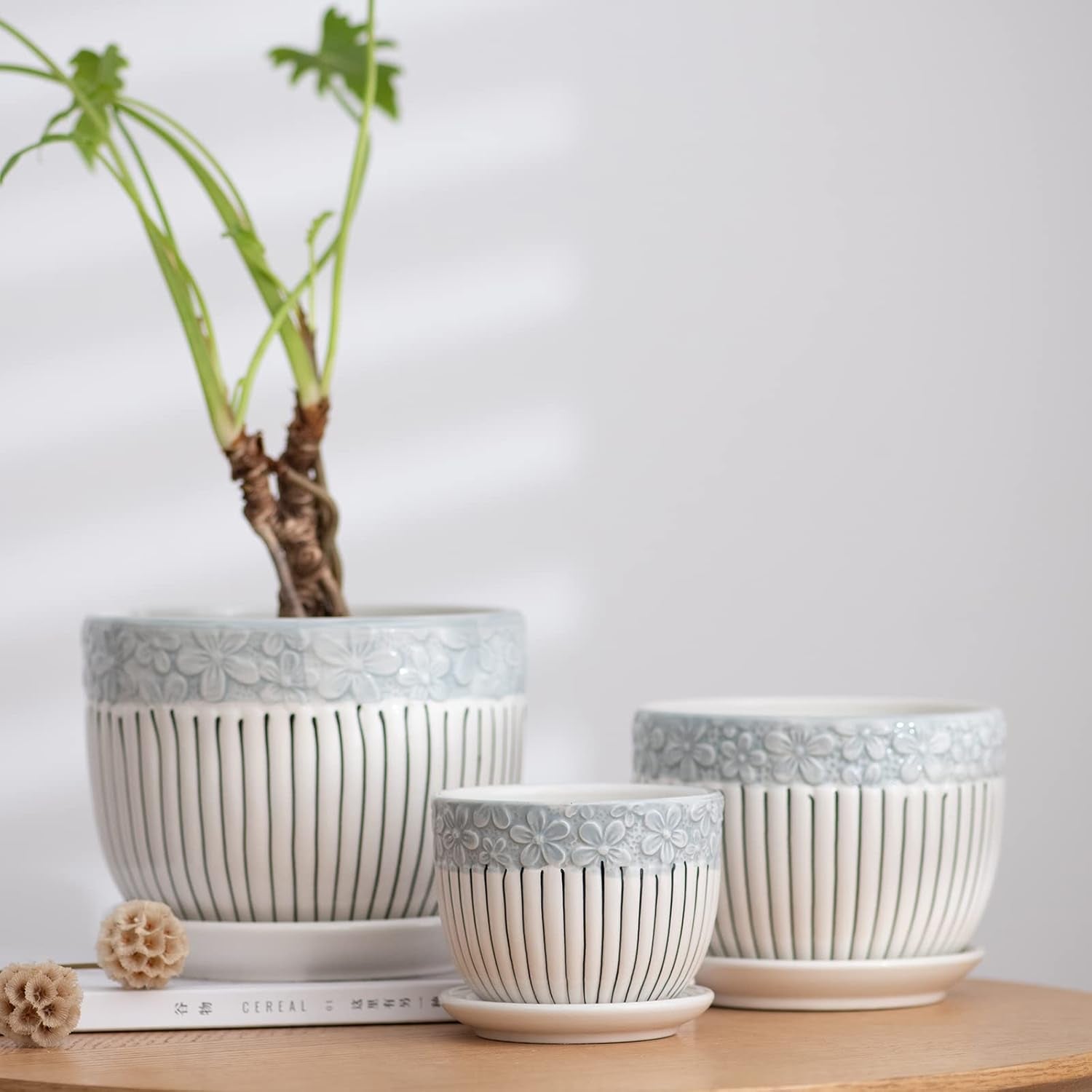 Grey Flower Pots, Texture Planter for Indoor Plants Set of 3 Ceramic Flower Pots with Saucer, Cute Garden Pots Succulent Pots, 6.75/5.6/4.2 Inch, Indoor Outdoor Home Garden Decor