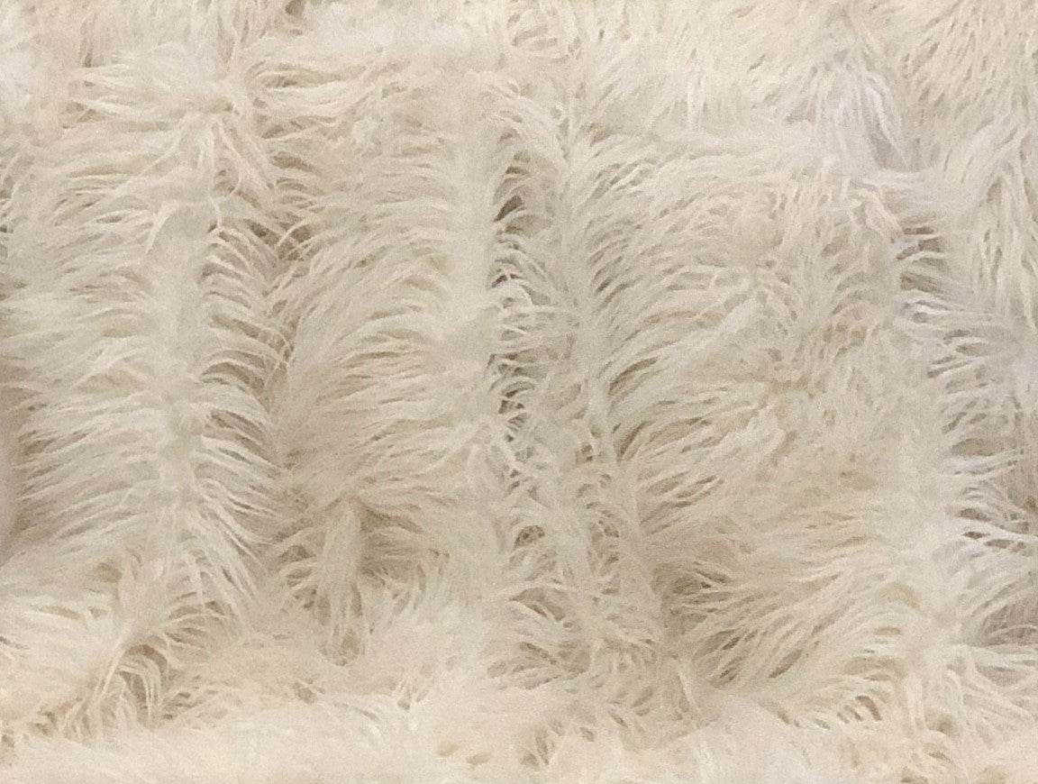 Mongolian Faux Fur Luxury Throw-1