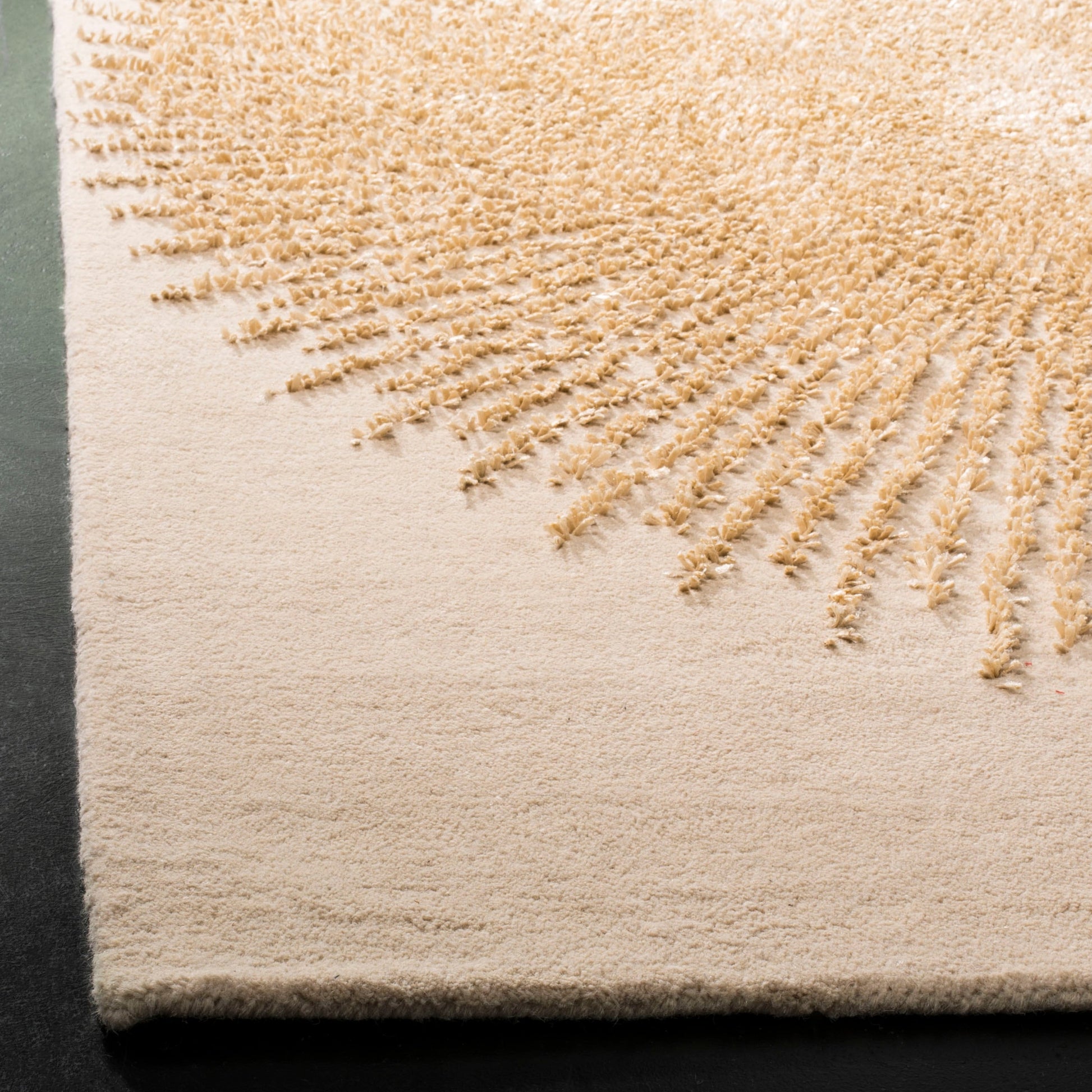 Handmade Soho Marsilia Burst New Zealand Wool Rug