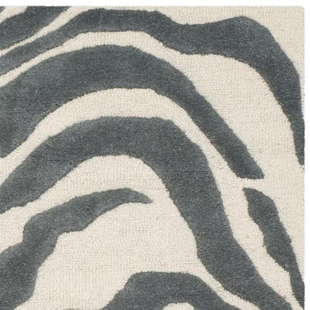 Cambridge Ivory/Dark Gray 4 Ft. X 6 Ft. Animal Print Area Rug