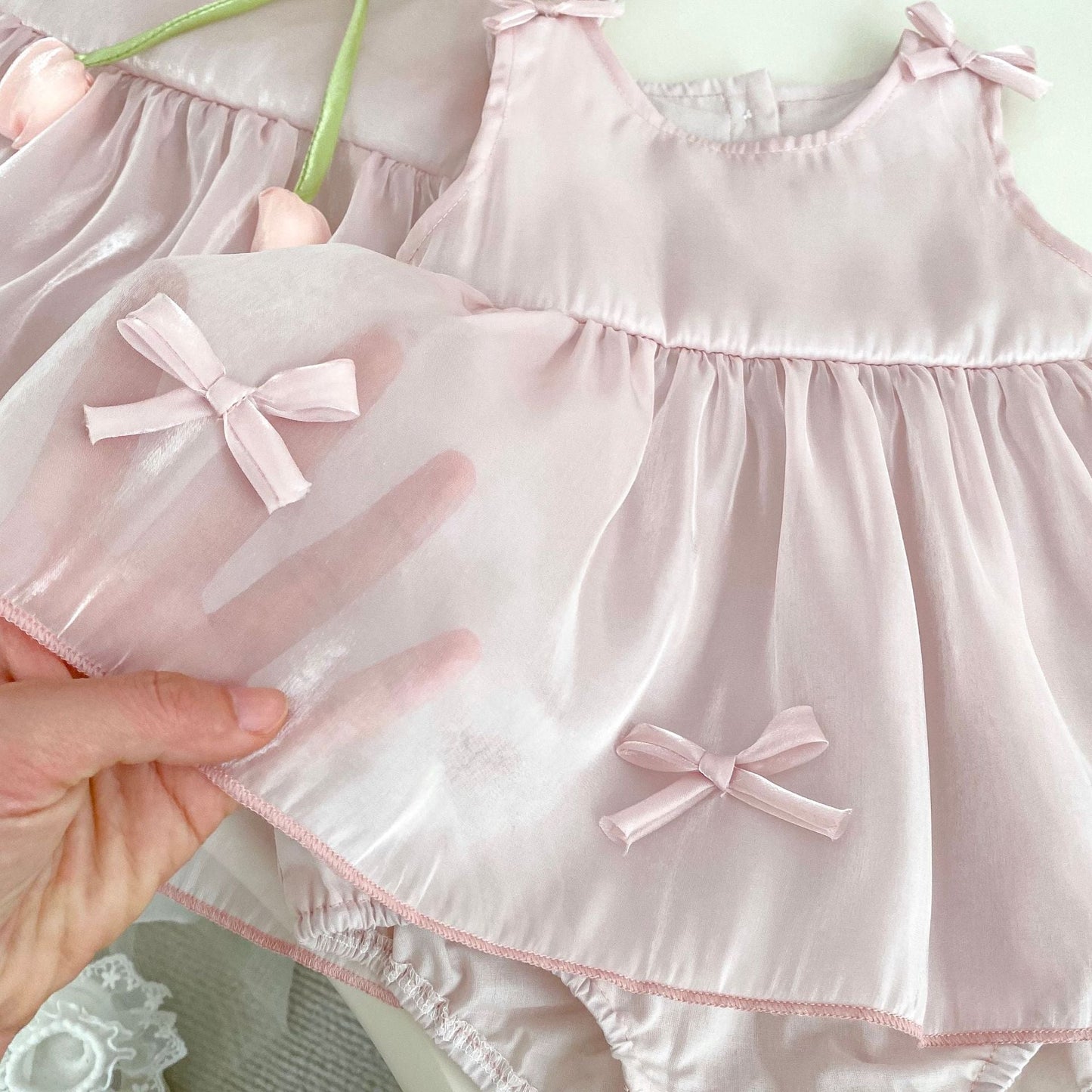 Summer Arrival Baby Girls Cute Pink Sleeveless Crew Neck bodysuit